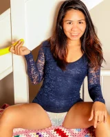 Girls Out West - 01-mj-bangs-alluring-01