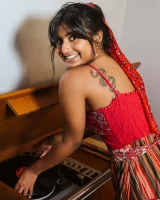 Girls Out West - 34-rhea-spinning-in-circles-0034